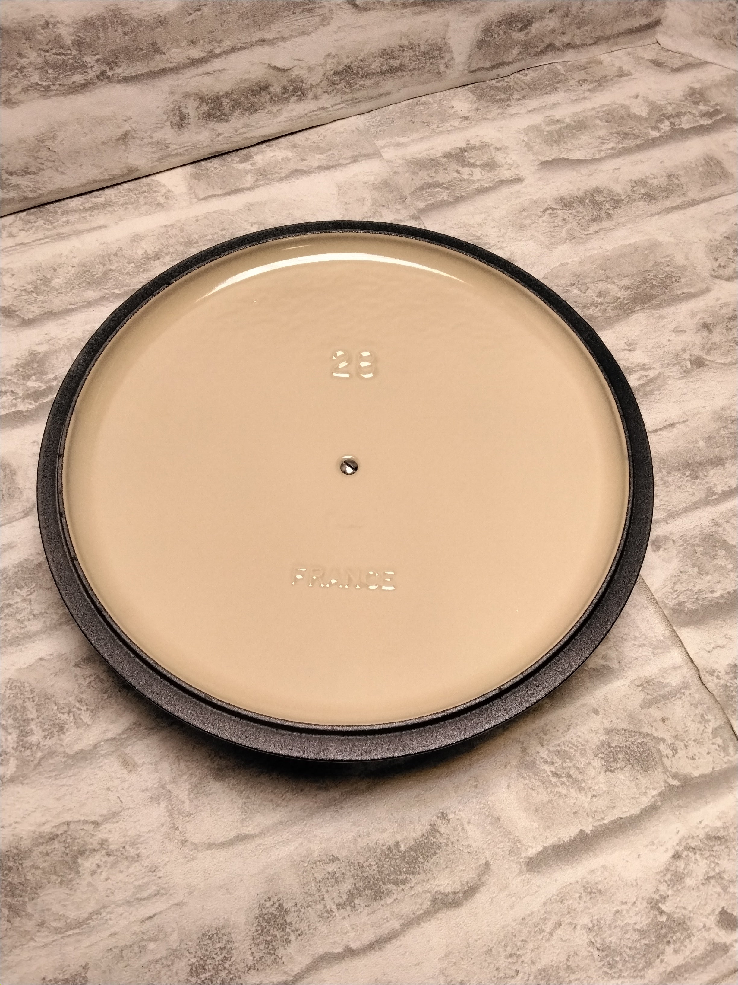 LE CREUSET SIGNATURE 7.25 QUART ROUND DUTCH OVEN LID, INDIGO (7665834164462)